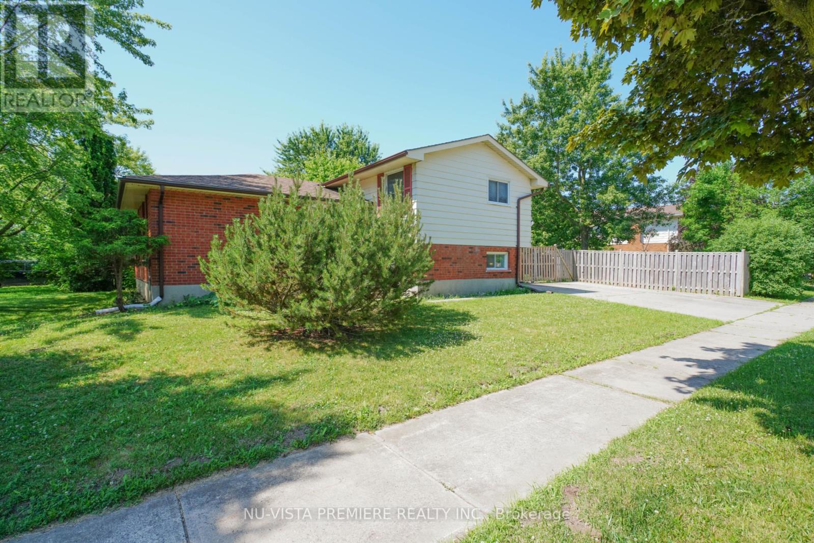 1329 ERNEST AVENUE, London South, Ontario