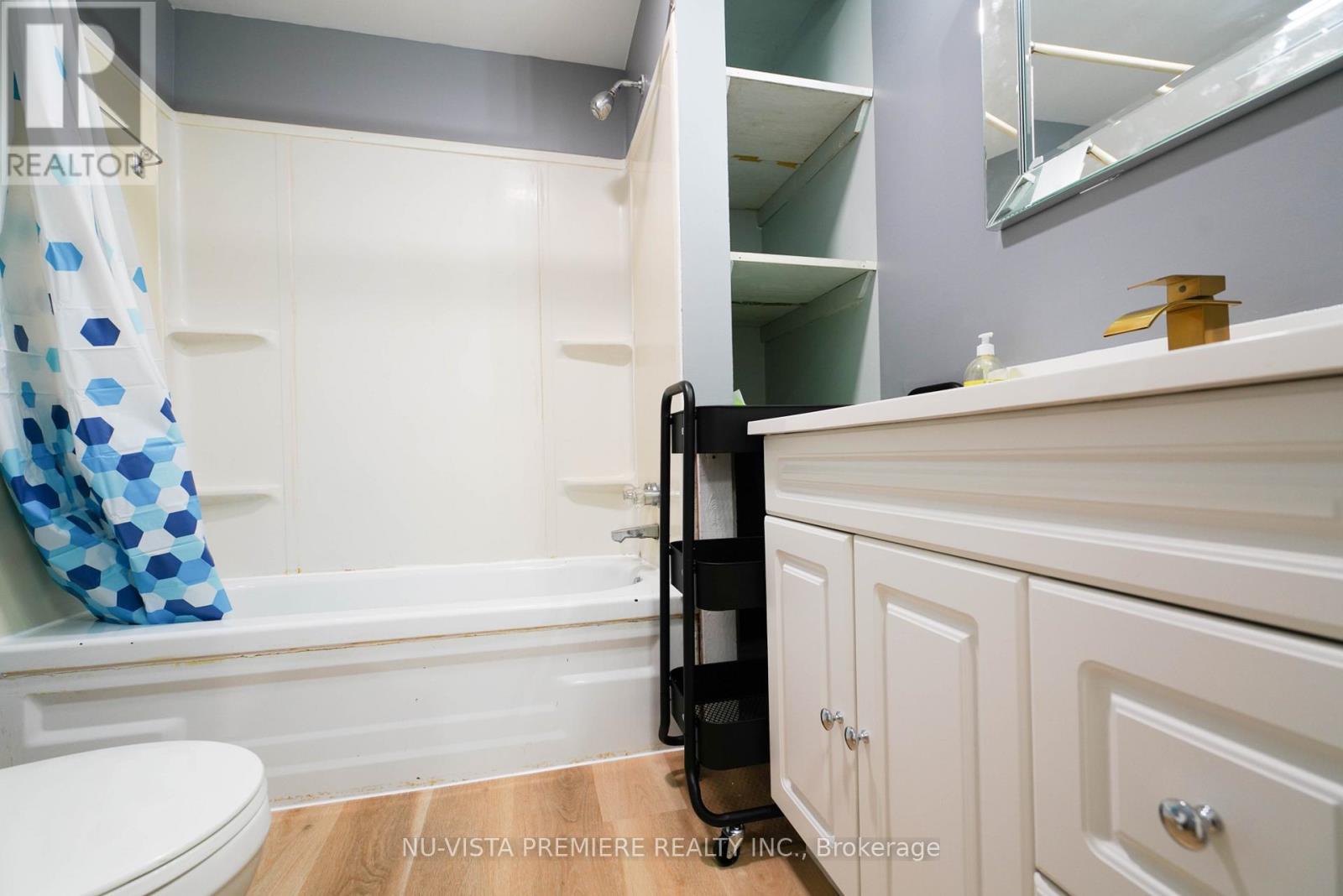 1329 Ernest Avenue, London South, Ontario  N6E 2B3 - Photo 13 - X12390028