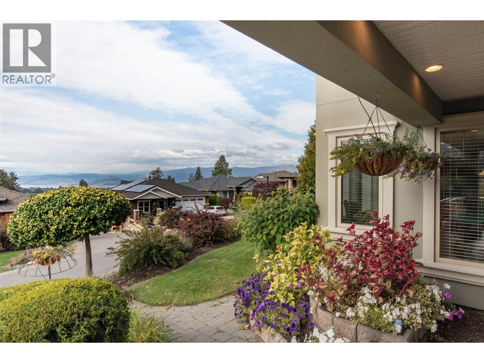 1095 Hume Avenue, Kelowna, British Columbia  V1P 1P2 - Photo 10 - 10353477