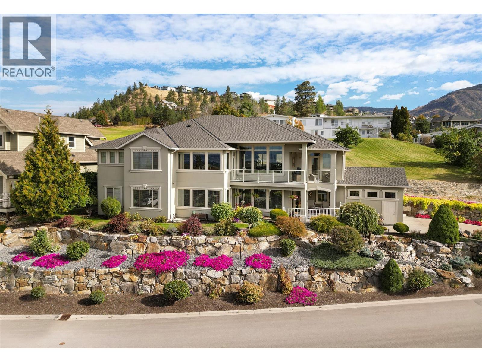 1095 Hume Avenue, Kelowna, British Columbia  V1P 1P2 - Photo 2 - 10353477