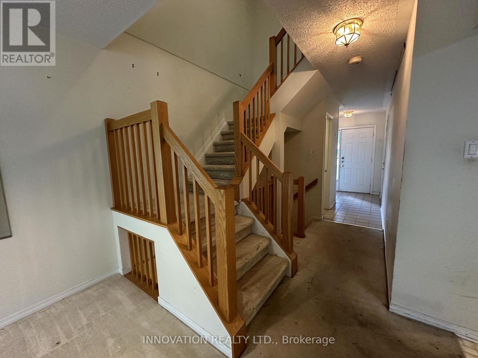 5 Roblyn Way, Ottawa, Ontario  K2G 5Z4 - Photo 15 - X12390033