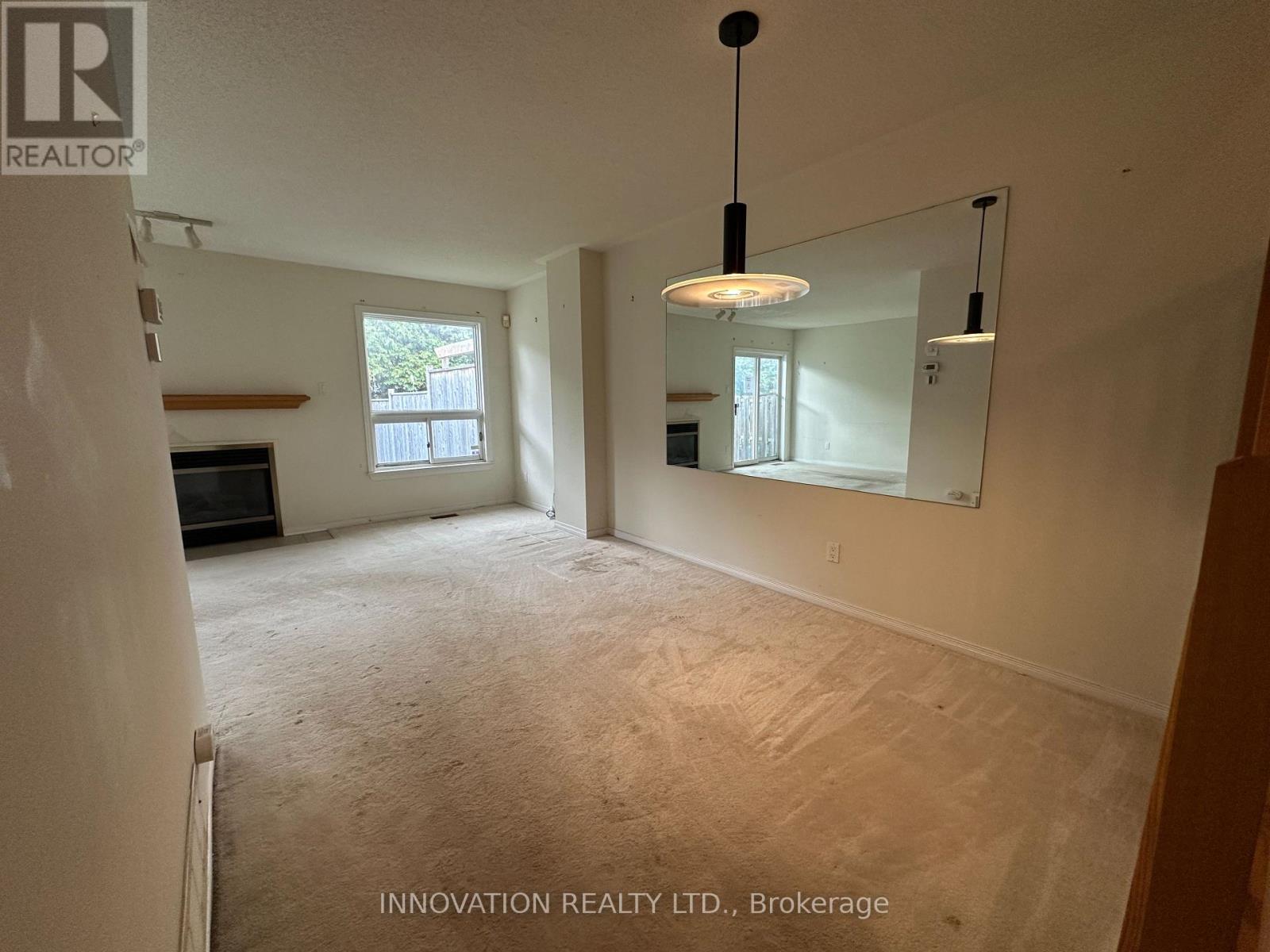 5 Roblyn Way, Ottawa, Ontario  K2G 5Z4 - Photo 6 - X12390033