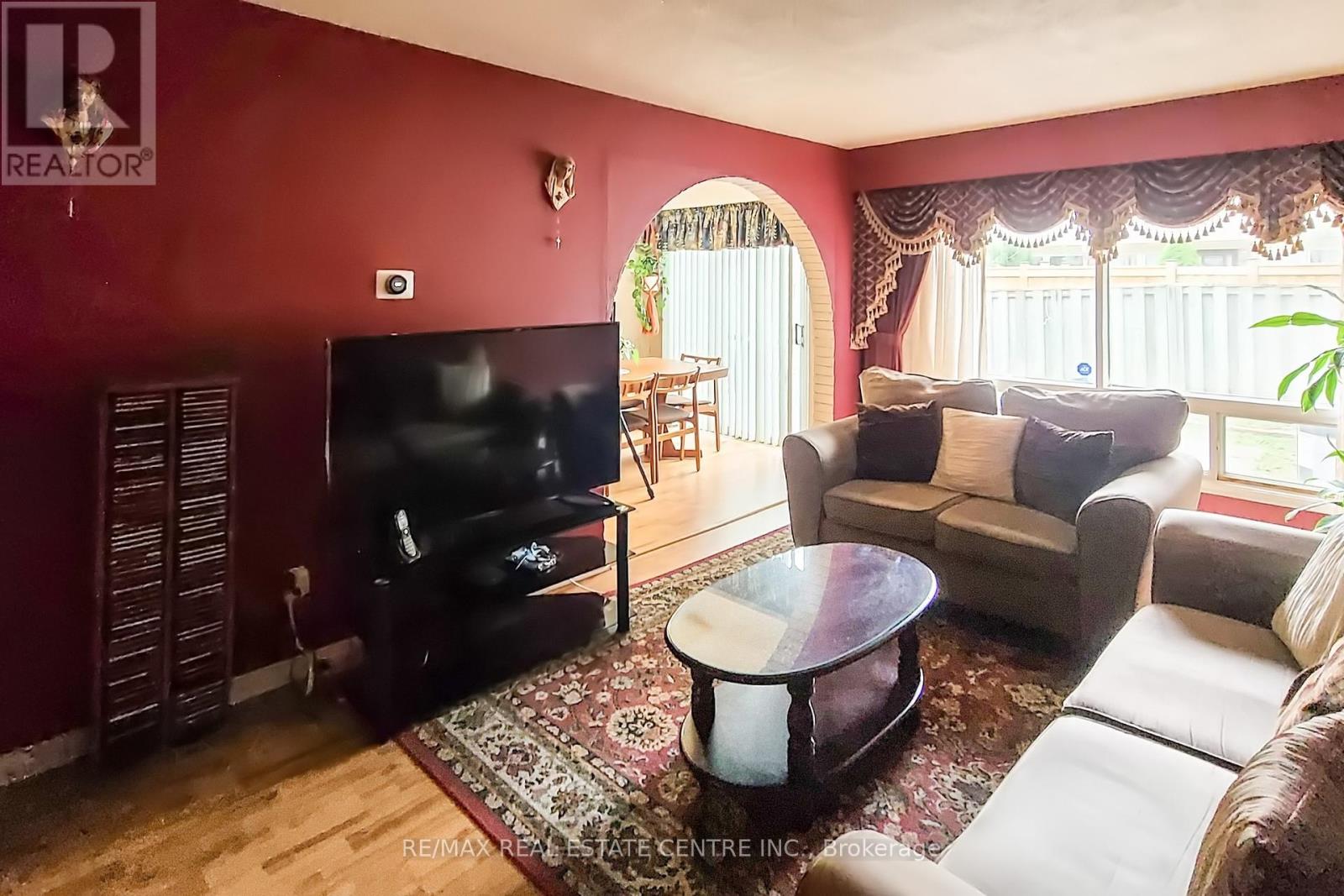 34 - 7406 Darcel Avenue, Mississauga (Malton), Ontario  L4T 2X5 - Photo 13 - W12389950