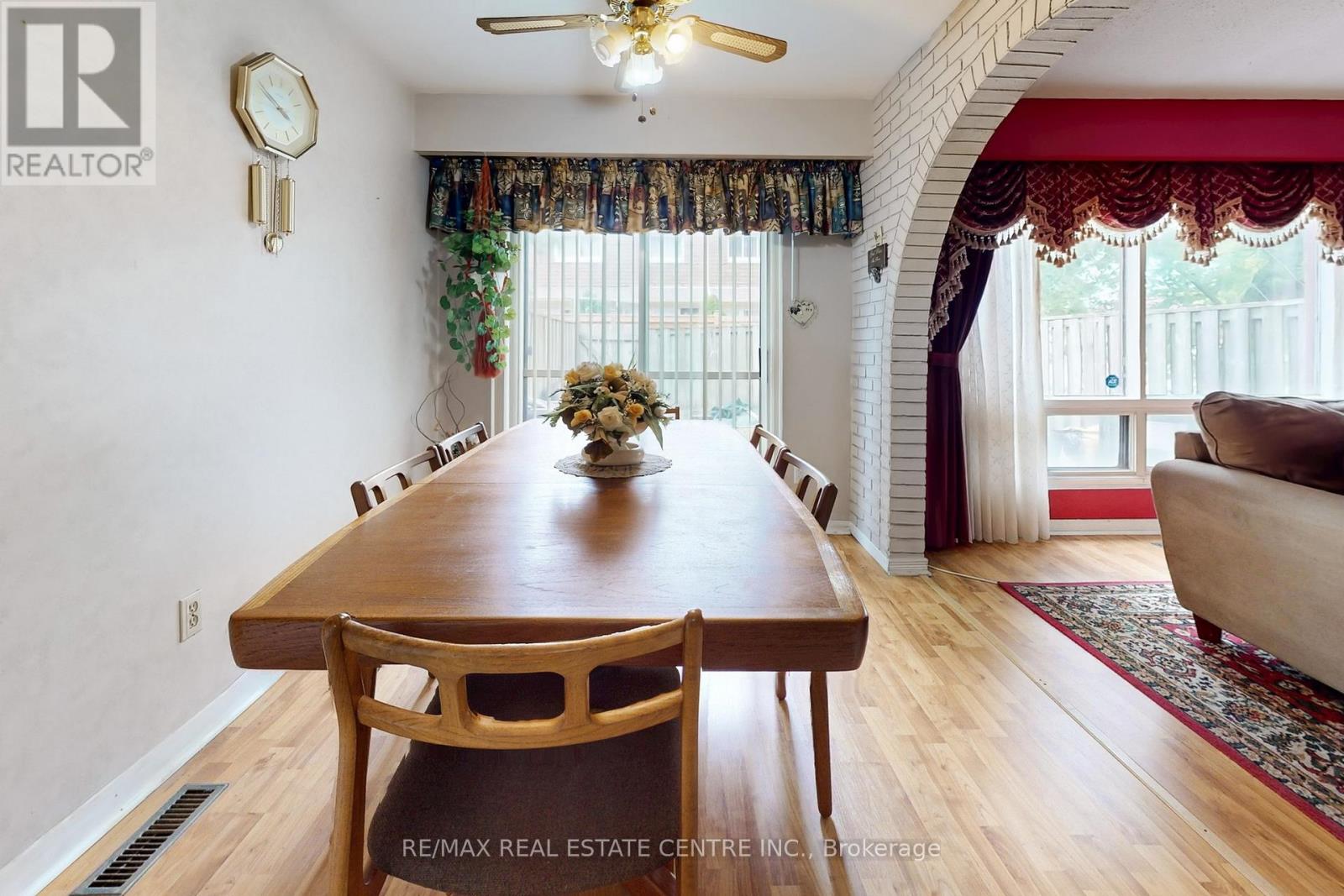 34 - 7406 Darcel Avenue, Mississauga (Malton), Ontario  L4T 2X5 - Photo 23 - W12389950
