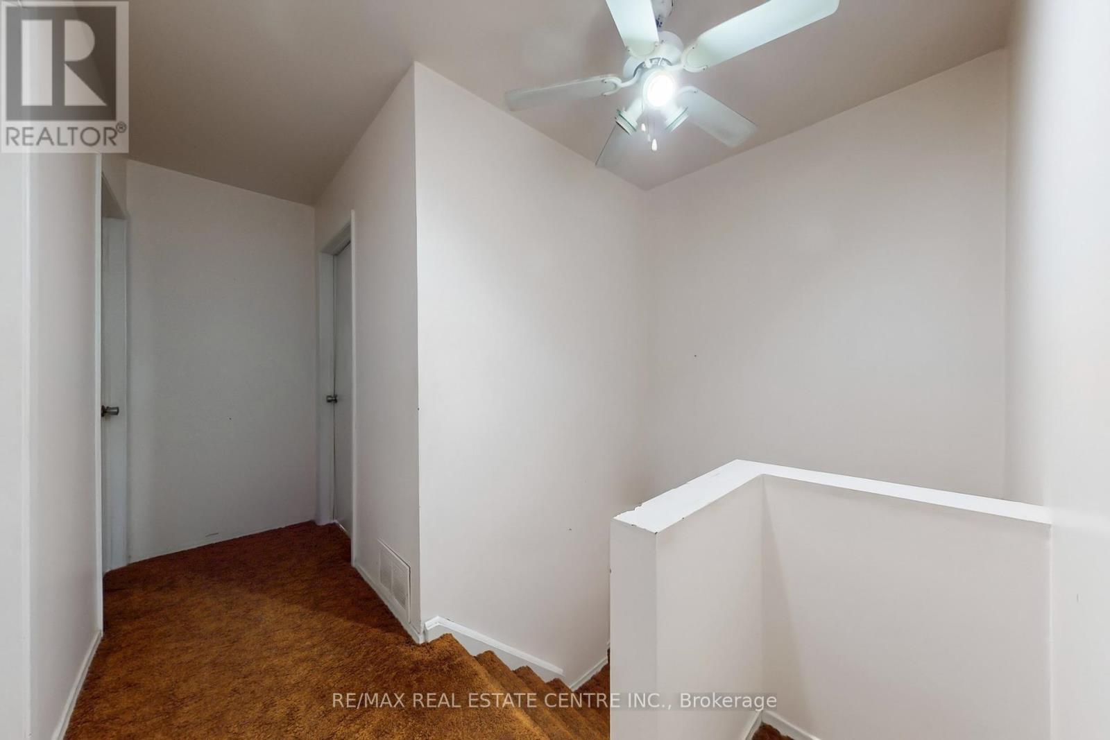 34 - 7406 Darcel Avenue, Mississauga (Malton), Ontario  L4T 2X5 - Photo 32 - W12389950