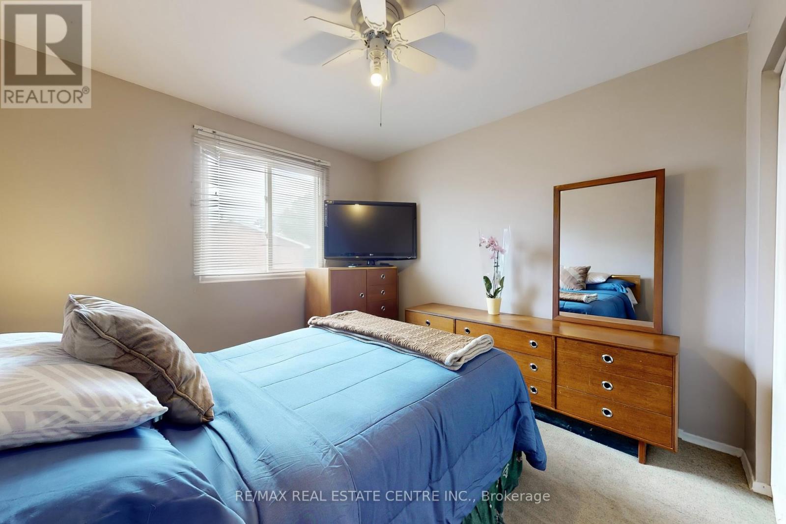 34 - 7406 Darcel Avenue, Mississauga (Malton), Ontario  L4T 2X5 - Photo 41 - W12389950