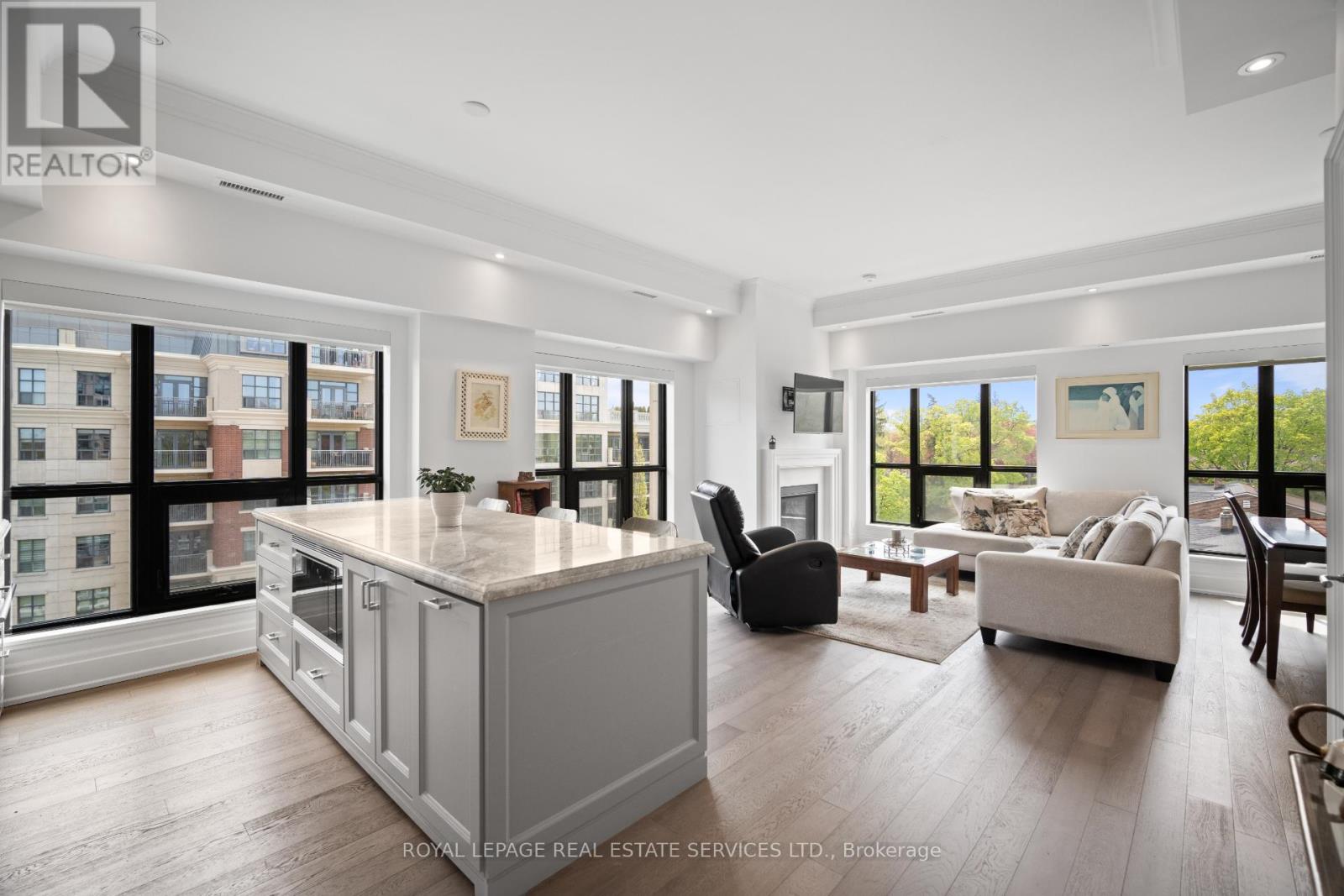 504 - 4 The Kingsway, Toronto (Kingsway South), Ontario  M8X 2T1 - Photo 12 - W12389980