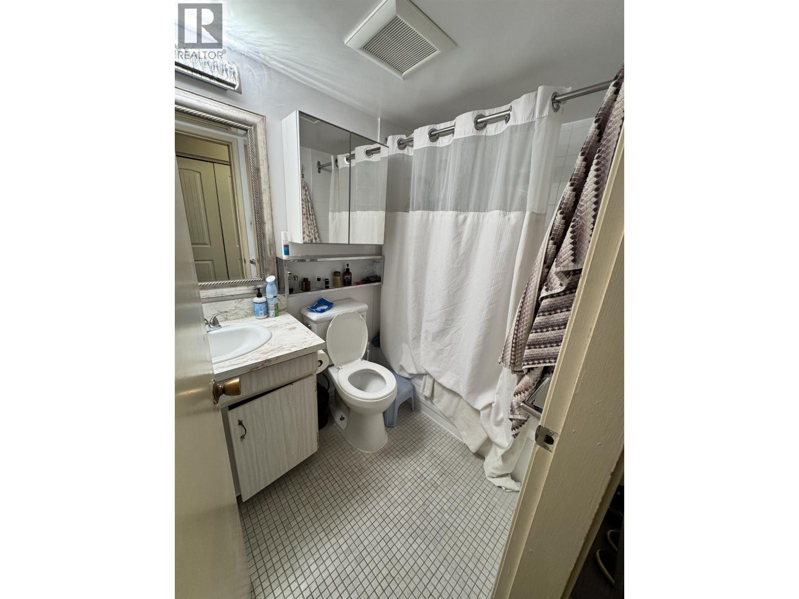 2003 1850 Comox Street, Vancouver, British Columbia  V6G 1R3 - Photo 9 - R3045088