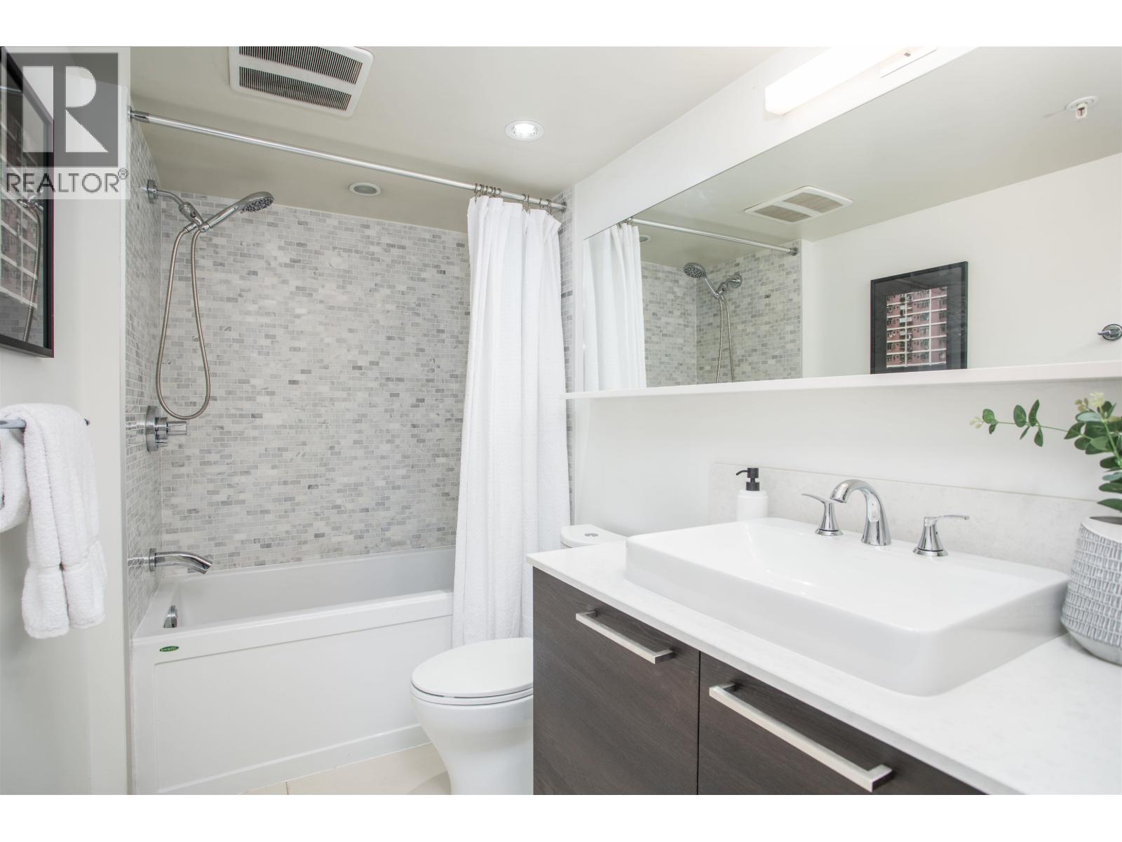 208 189 Keefer Street, Vancouver, British Columbia  V6A 0C8 - Photo 18 - R3045092