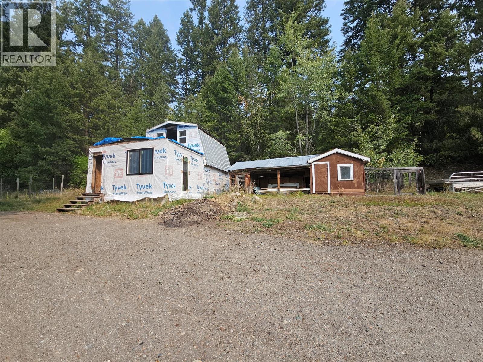 4363 Ross Spur Road, Ross Spur, British Columbia  V0G 1Z0 - Photo 10 - 10362059