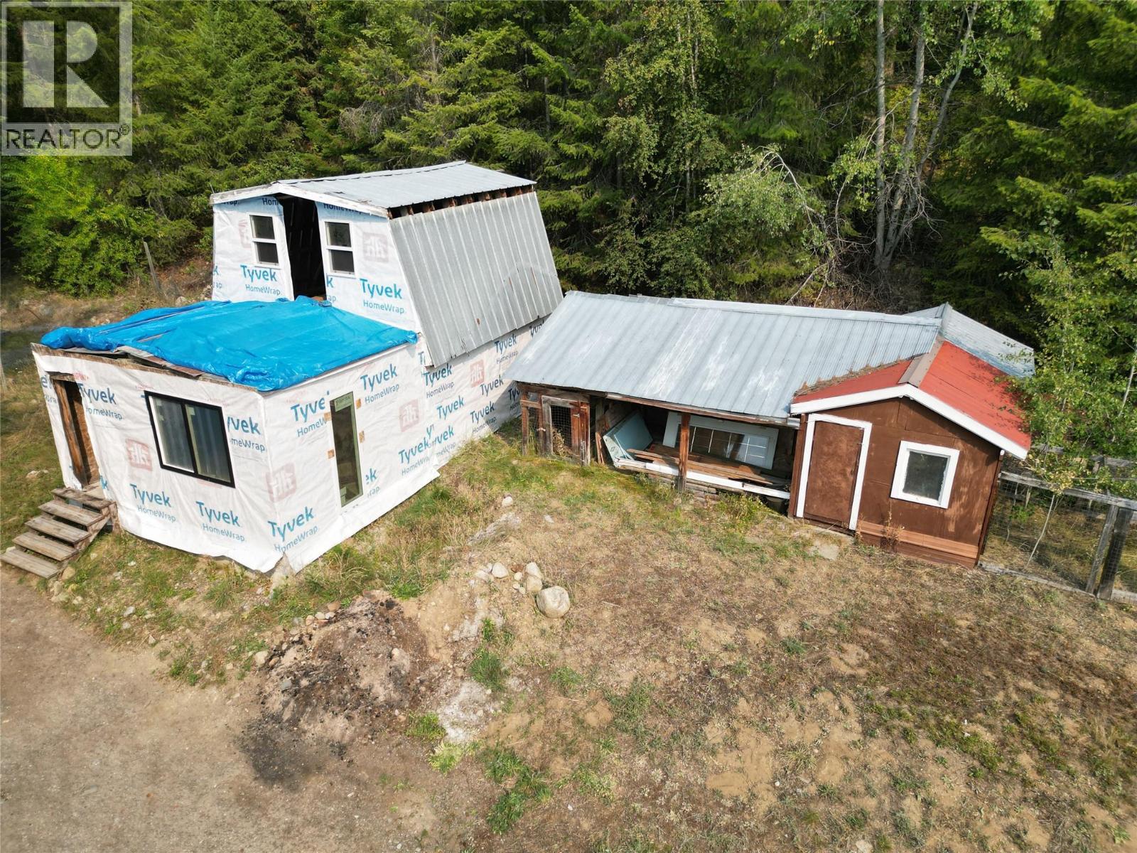 4363 Ross Spur Road, Ross Spur, British Columbia  V0G 1Z0 - Photo 9 - 10362059