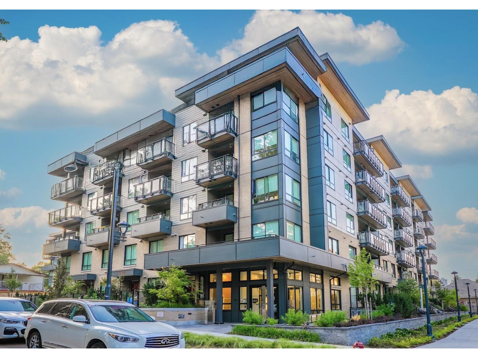 606 13439 94A AVENUE, Surrey, British Columbia