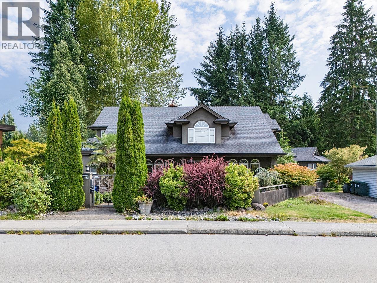 3582 Edgemont Boulevard, North Vancouver, British Columbia  V7R 2P7 - Photo 8 - R3044895