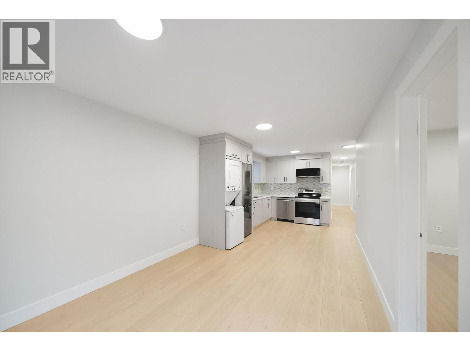 6926 Carnegie Street, Burnaby, British Columbia  V5B 1Y5 - Photo 22 - R3043413