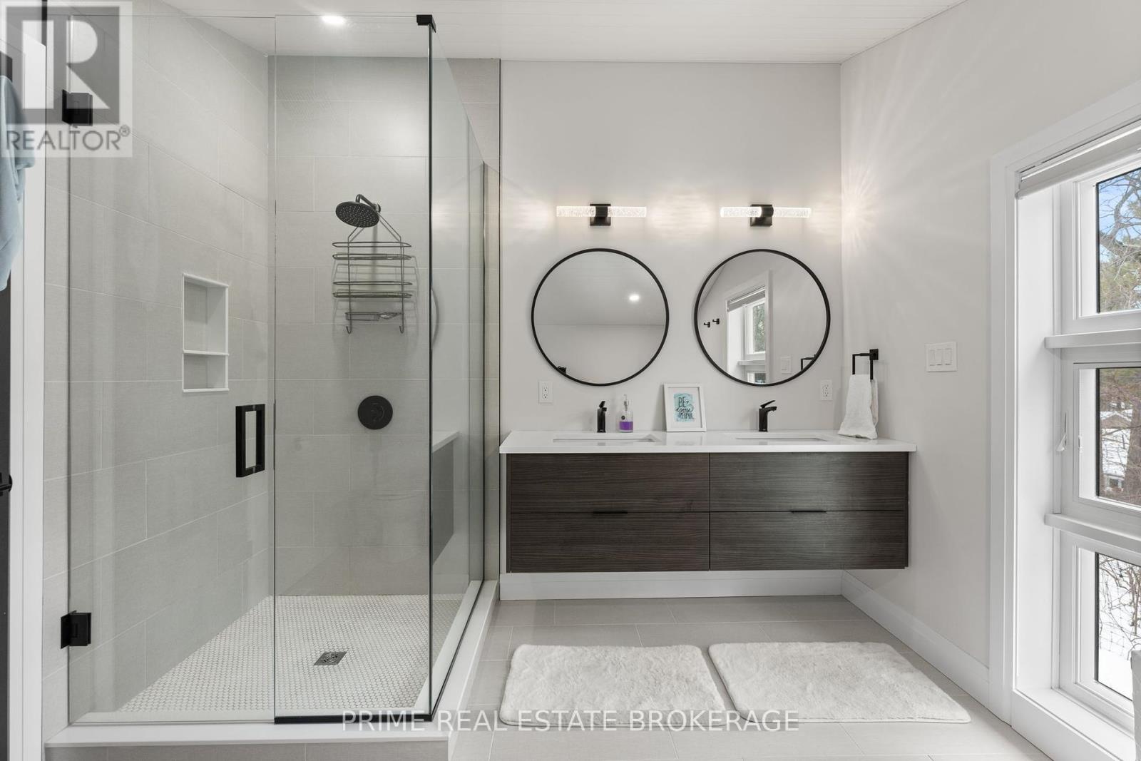 Photo 32 of 49 for 35 Walker Street