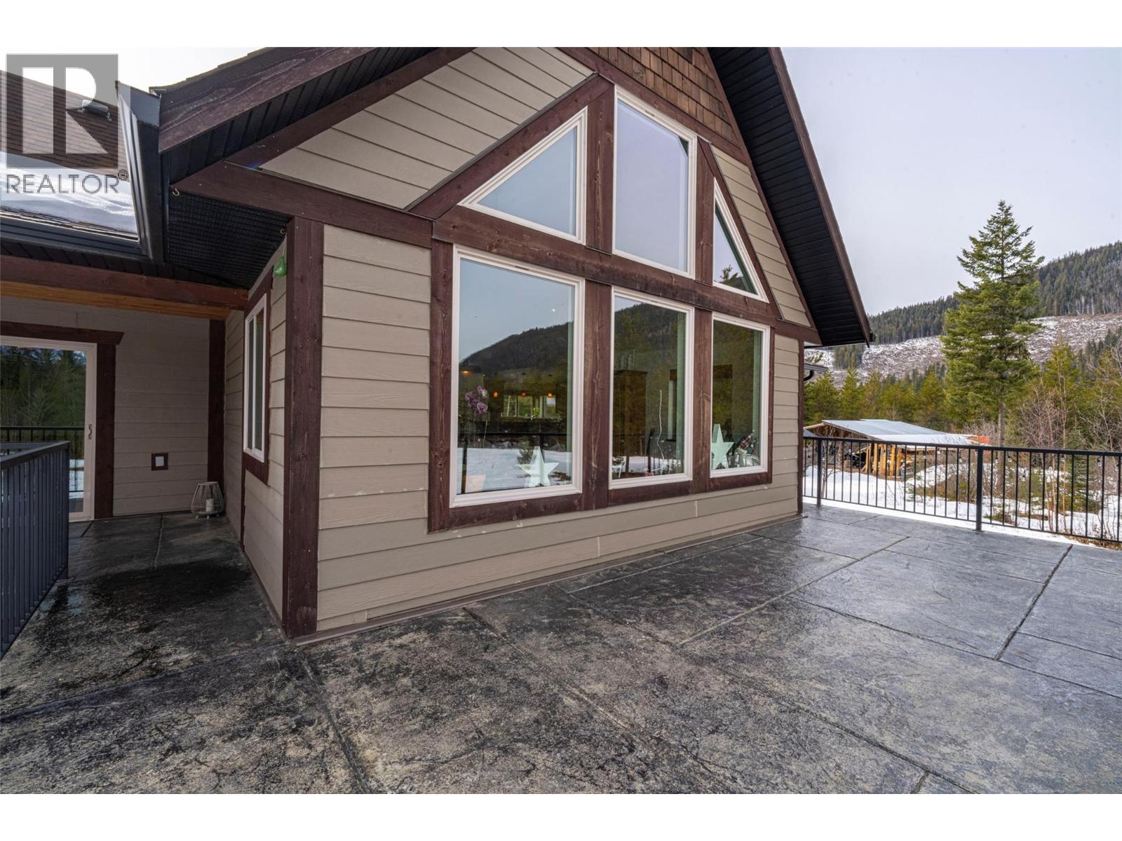 1433 Sugar Lake Road, Cherryville, British Columbia  V0E 2G2 - Photo 54 - 10337945