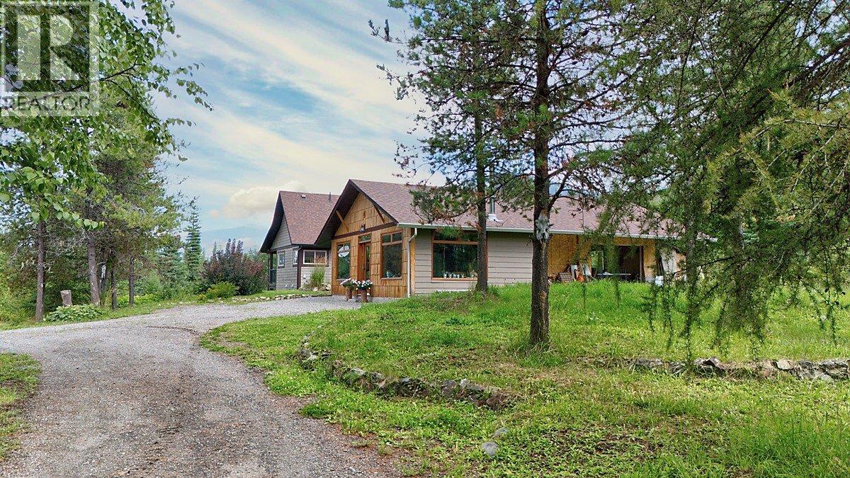 1433 Sugar Lake Road, Cherryville, British Columbia  V0E 2G2 - Photo 8 - 10337945