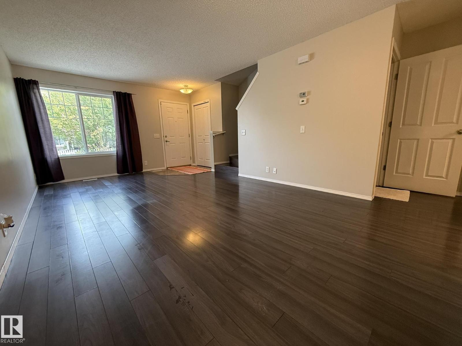 #35 3075 Trelle Cr Nw, Edmonton, Alberta  T6R 3V5 - Photo 6 - E4456795