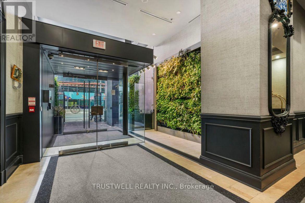 2810 - 375 King Street W, Toronto, Ontario  M5V 1K5 - Photo 2 - C12387288