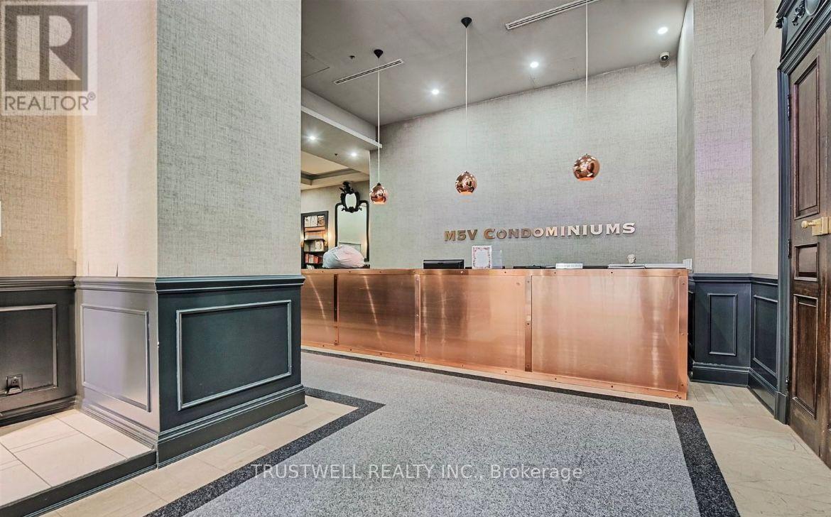 2810 - 375 King Street W, Toronto, Ontario  M5V 1K5 - Photo 3 - C12387288