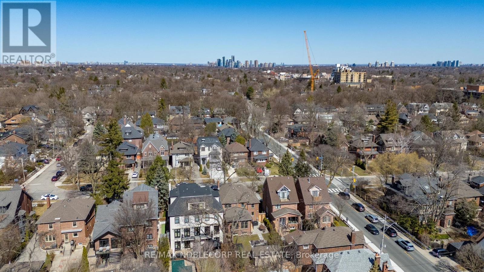 809-811 Duplex Avenue, Toronto (Lawrence Park South), Ontario  M4R 1W6 - Photo 14 - C12390018