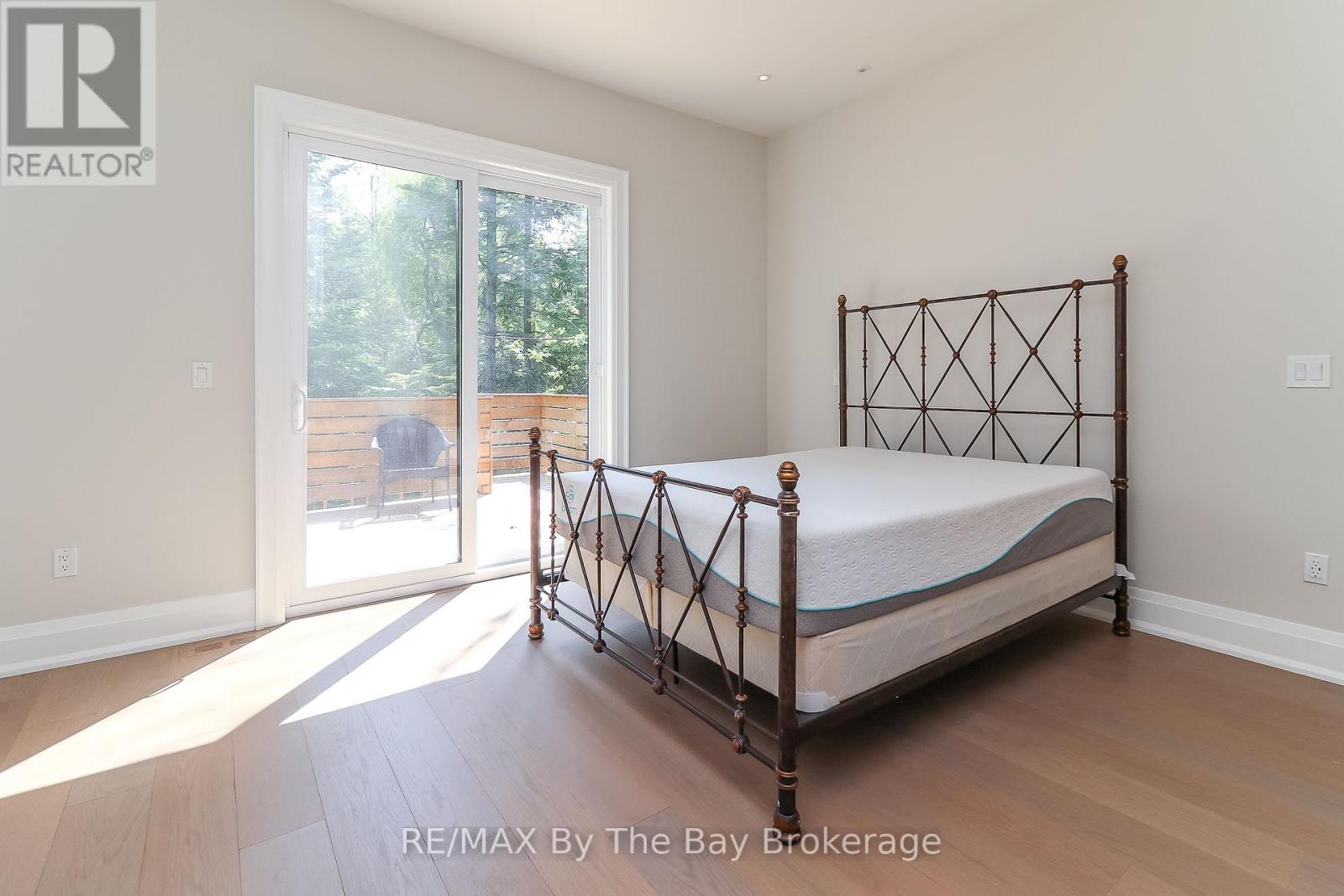 35 48th Street N, Wasaga Beach, Ontario  L9Z 1Y3 - Photo 26 - S12387687