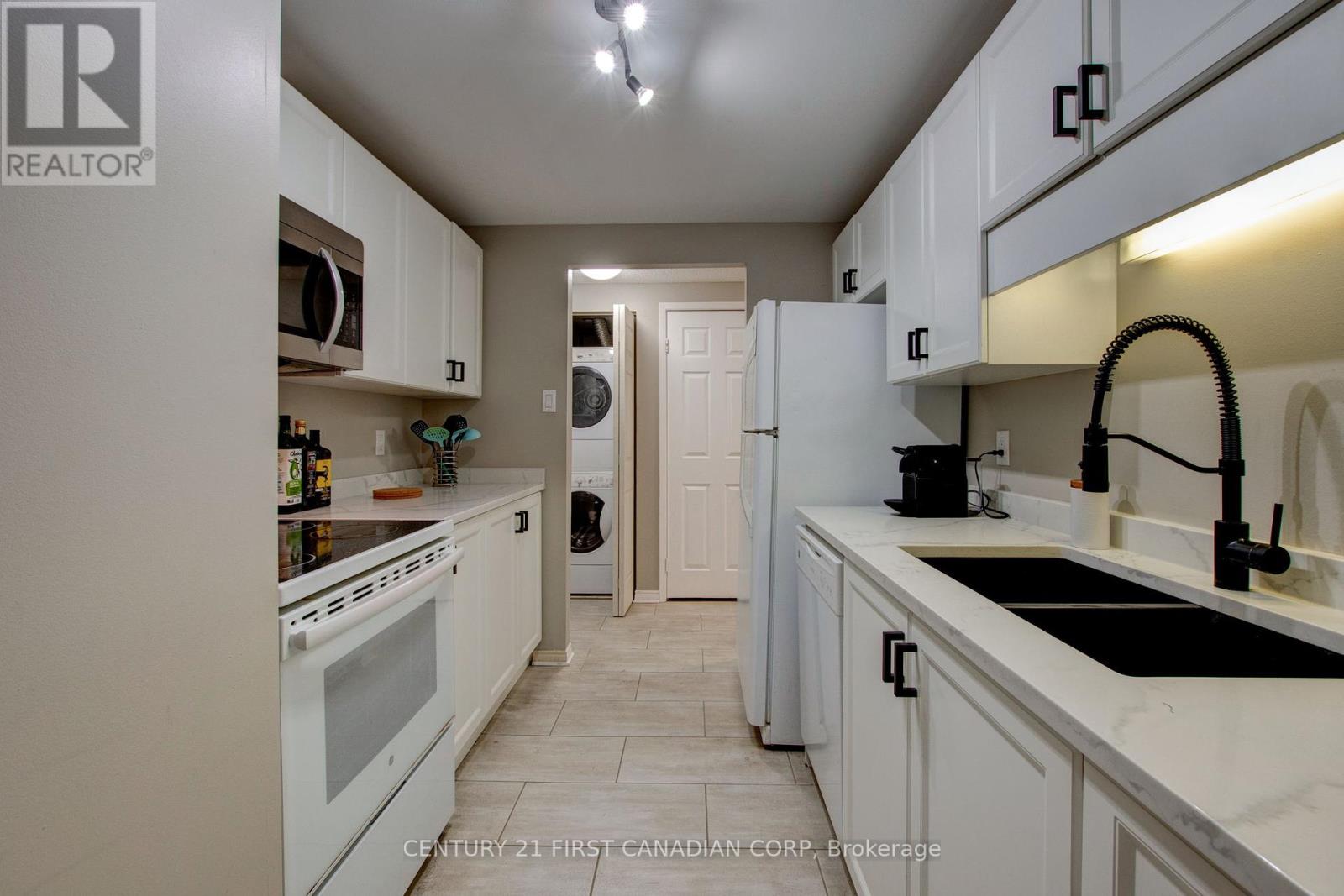 203 - 155 Kent Street, London East, Ontario  N6A 5N7 - Photo 11 - X12388739