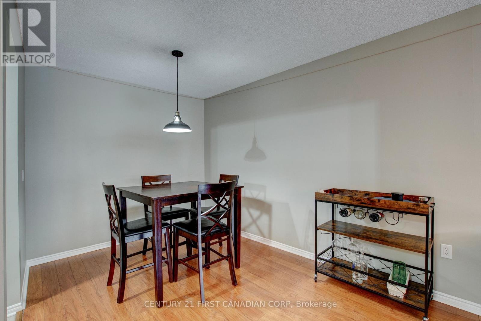 203 - 155 Kent Street, London East, Ontario  N6A 5N7 - Photo 13 - X12388739