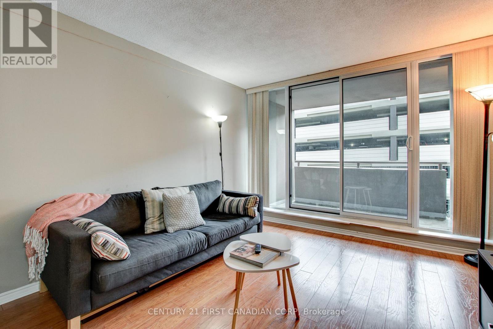 203 - 155 Kent Street, London East, Ontario  N6A 5N7 - Photo 17 - X12388739