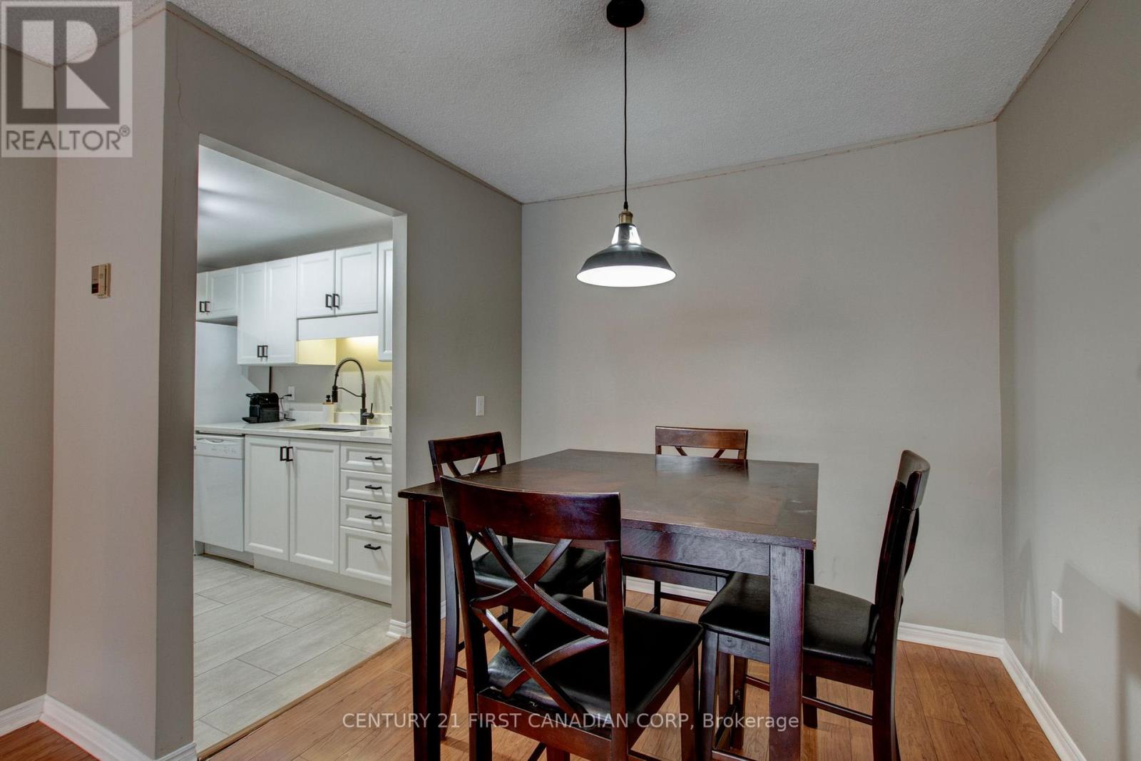 203 - 155 Kent Street, London East, Ontario  N6A 5N7 - Photo 12 - X12388739