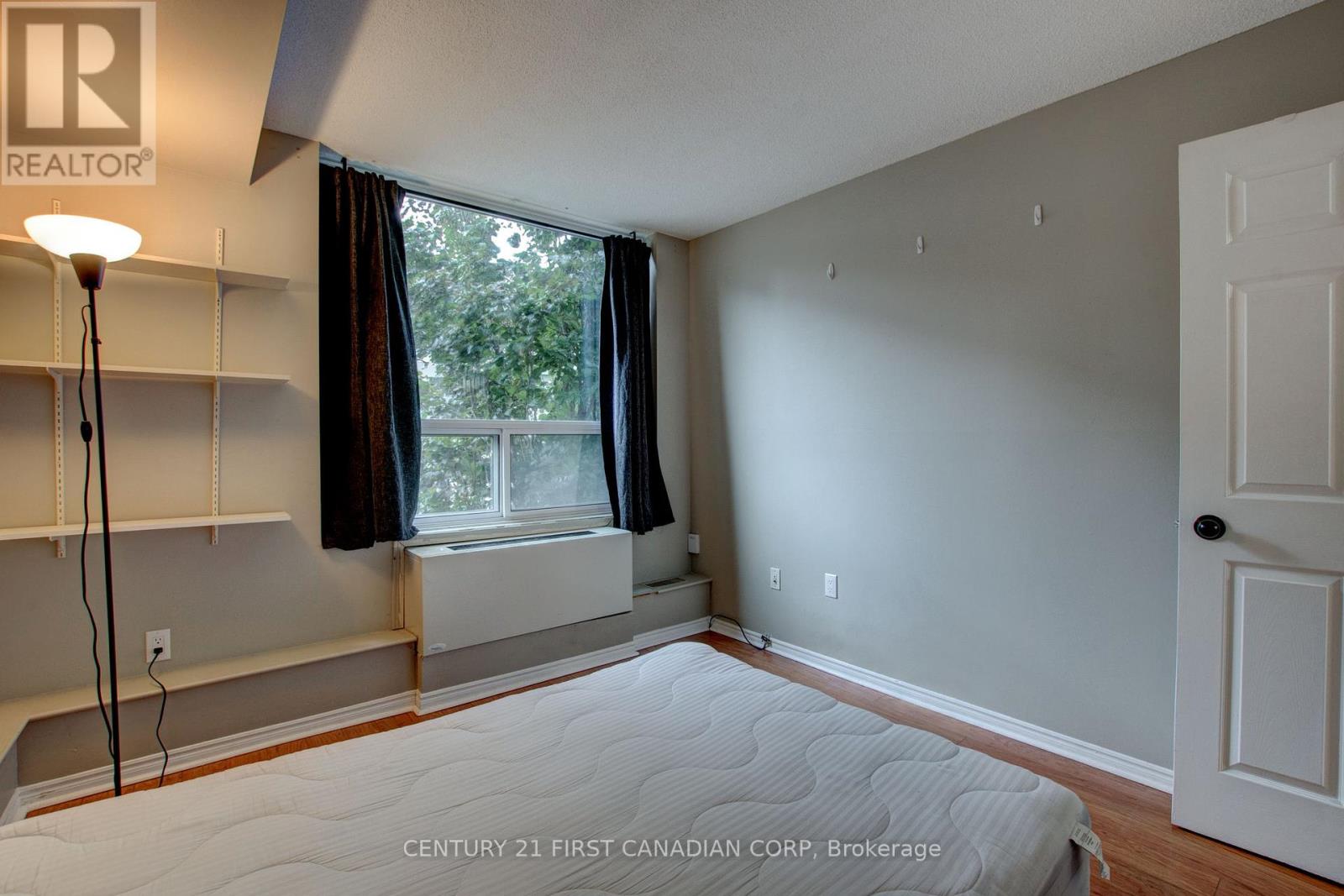 203 - 155 Kent Street, London East, Ontario  N6A 5N7 - Photo 25 - X12388739