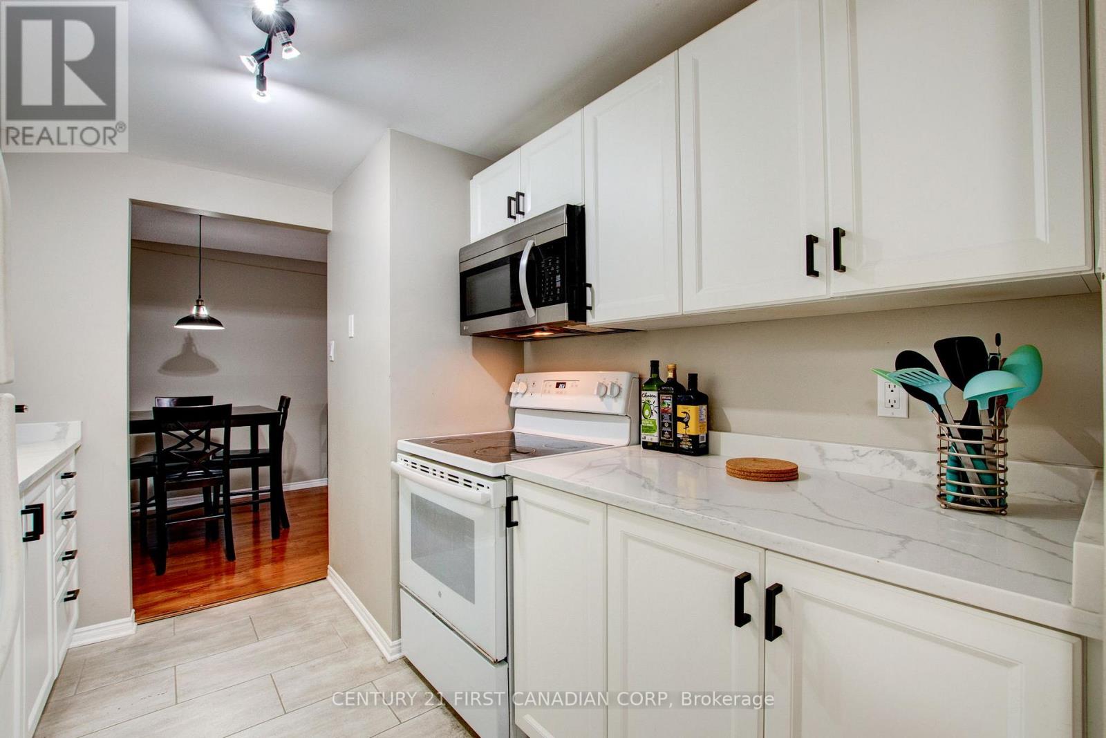 203 - 155 Kent Street, London East, Ontario  N6A 5N7 - Photo 7 - X12388739