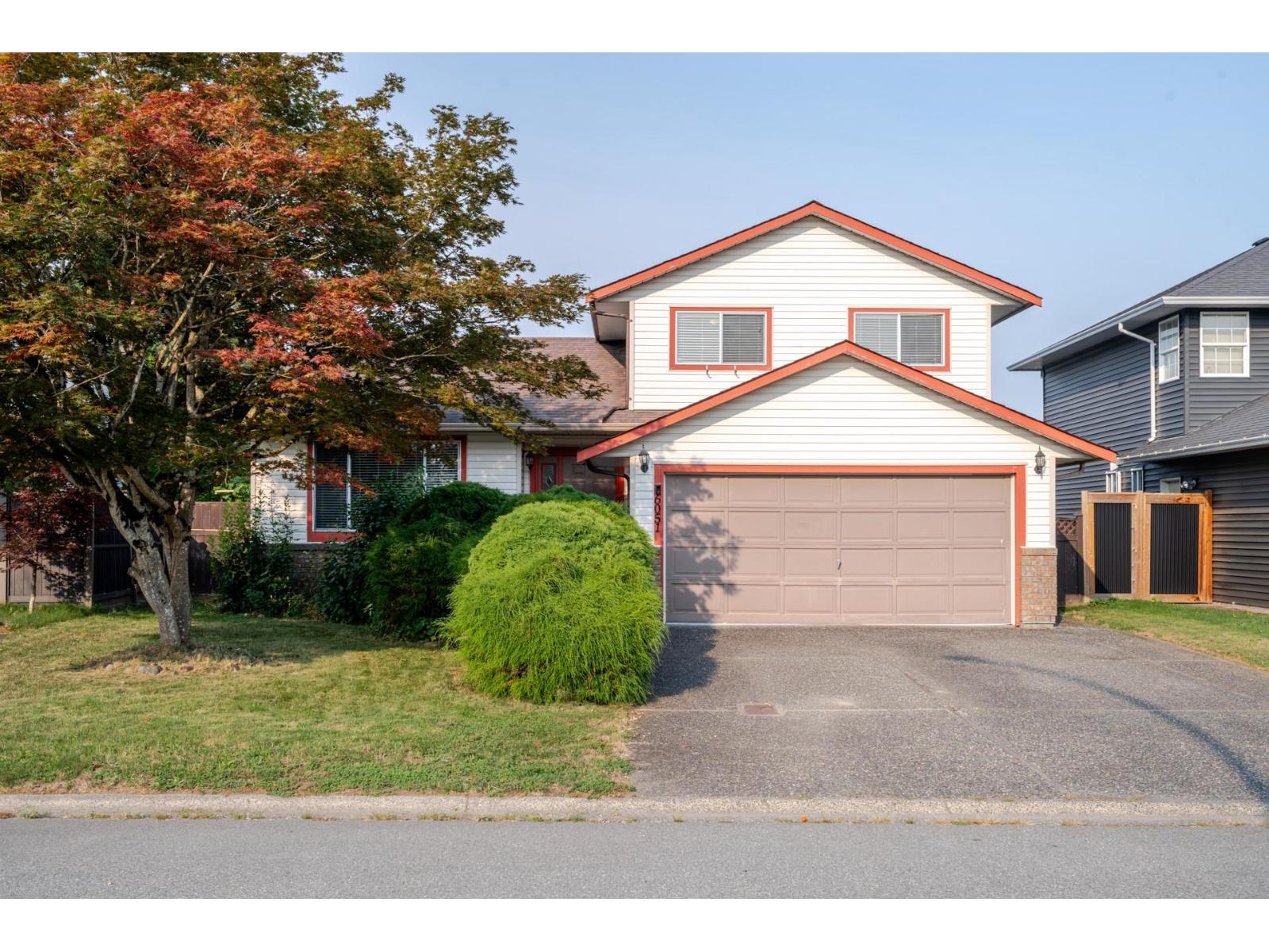 6051 Glenroy Drive, Sardis South, Chilliwack, British Columbia  V2R 2H8 - Photo 1 - R3044890