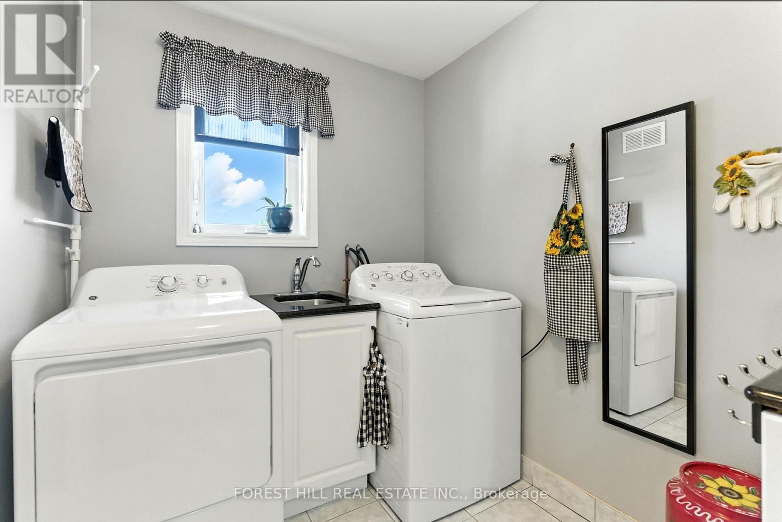 53 Nurse Avenue, Selwyn, Ontario  K0L 1T0 - Photo 28 - X12390020
