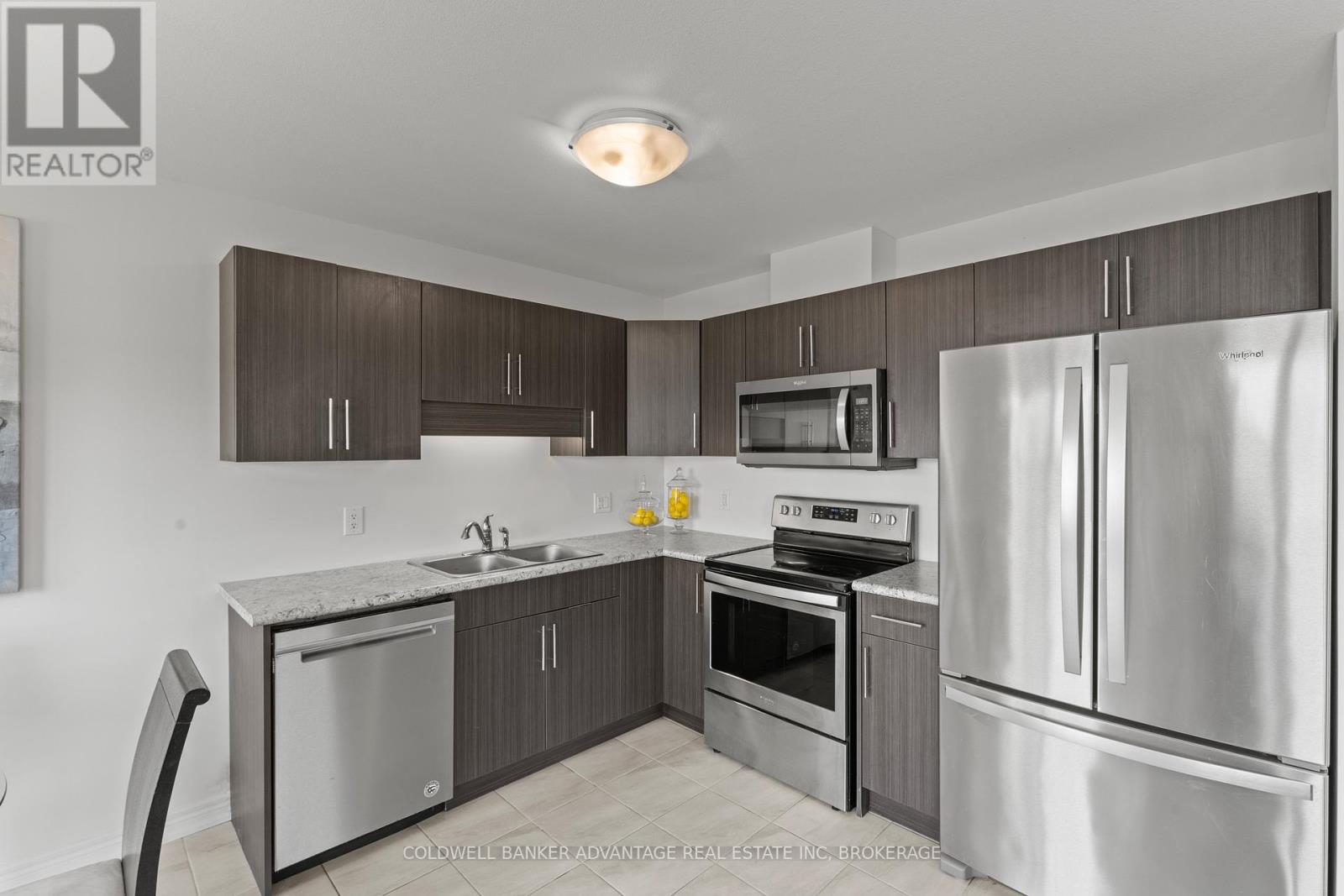 222 Heron Street, Welland, Ontario  L3C 0G7 - Photo 10 - X12390063