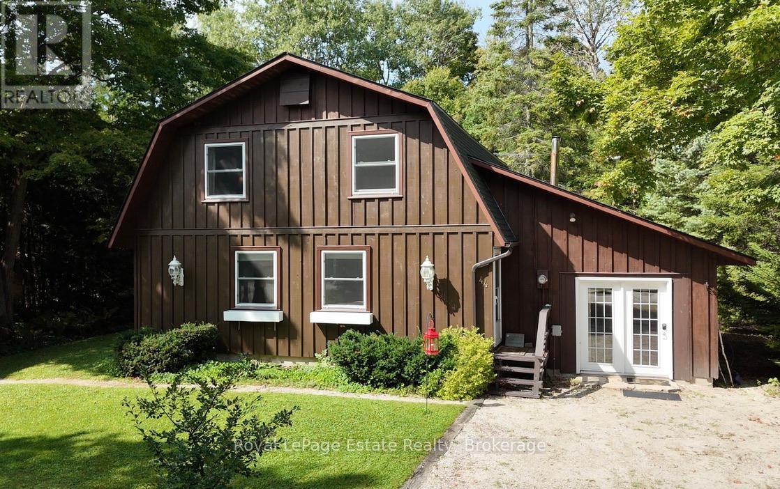 44 WHITEFISH BOULEVARD, South Bruce Peninsula, Ontario