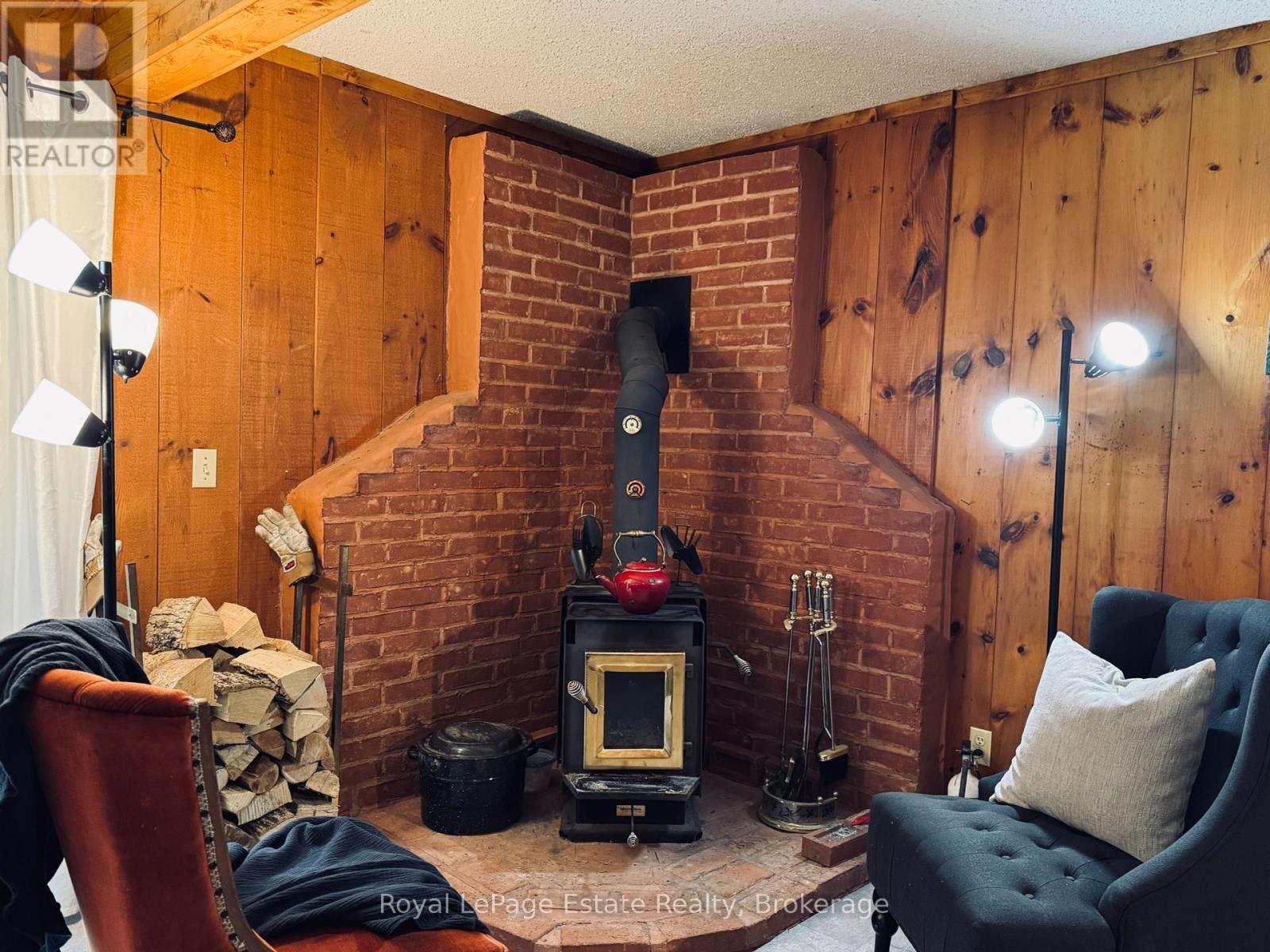 44 Whitefish Boulevard, South Bruce Peninsula, Ontario  N0H 2T0 - Photo 13 - X12390071