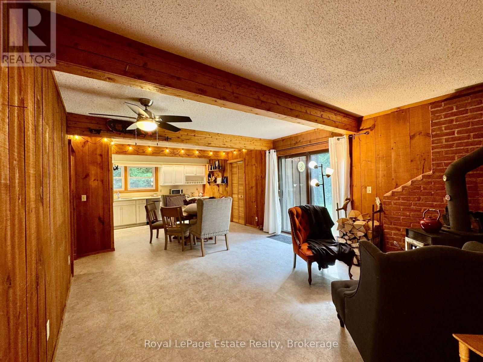44 Whitefish Boulevard, South Bruce Peninsula, Ontario  N0H 2T0 - Photo 14 - X12390071