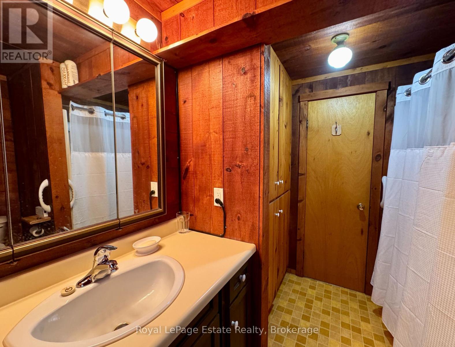 44 Whitefish Boulevard, South Bruce Peninsula, Ontario  N0H 2T0 - Photo 25 - X12390071