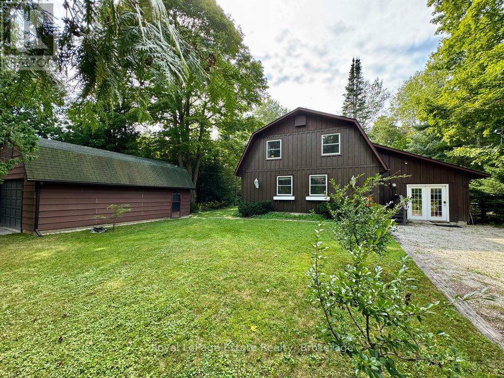 44 Whitefish Boulevard, South Bruce Peninsula, Ontario  N0H 2T0 - Photo 32 - X12390071