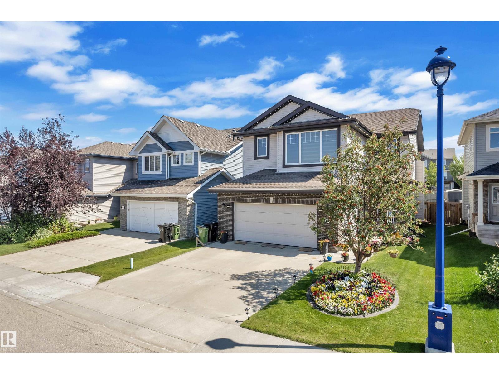 1907 67 St Sw, Edmonton, Alberta  T6X 0L9 - Photo 3 - E4456801
