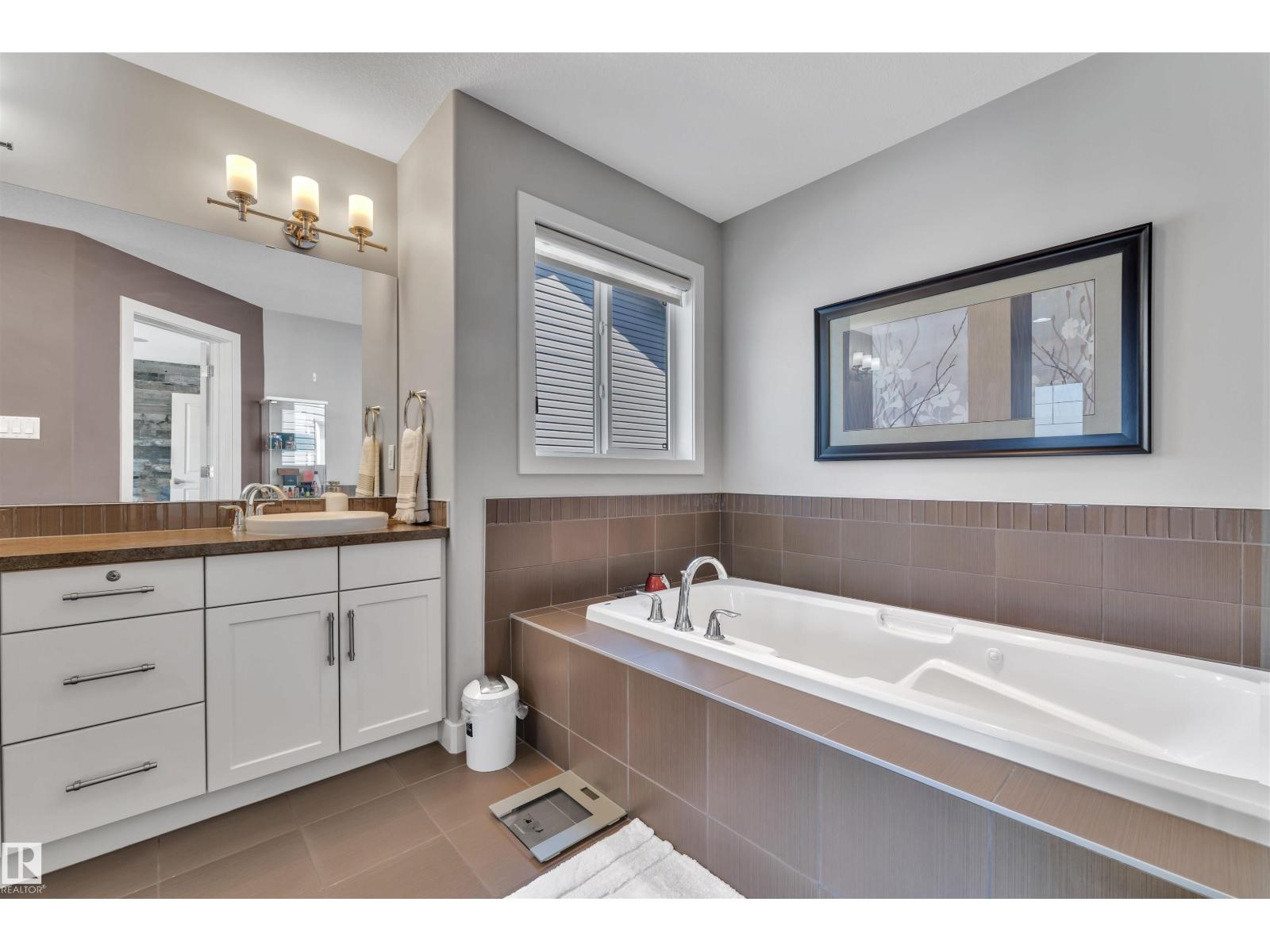 1907 67 St Sw, Edmonton, Alberta  T6X 0L9 - Photo 36 - E4456801