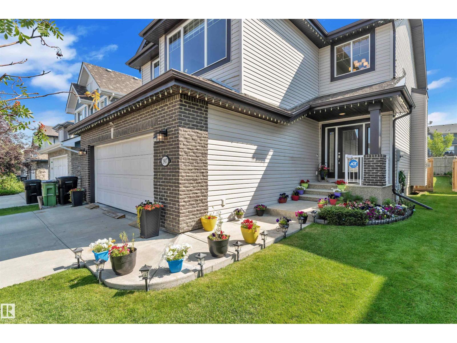 1907 67 St Sw, Edmonton, Alberta  T6X 0L9 - Photo 6 - E4456801