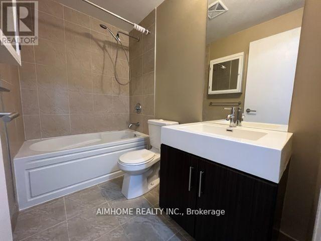 1107 - 160 Vanderhoof Avenue, Toronto, Ontario  M4G 0B7 - Photo 11 - C12390093