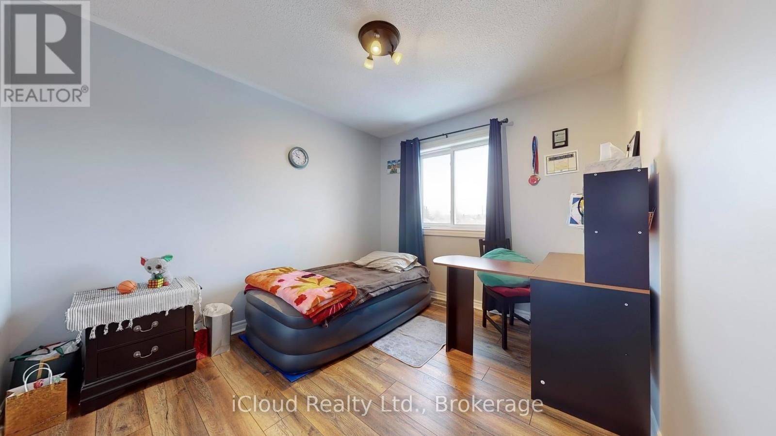 30 Village Green Lane, Bradford West Gwillimbury, Ontario  L3Z 3E7 - Photo 22 - N12390085