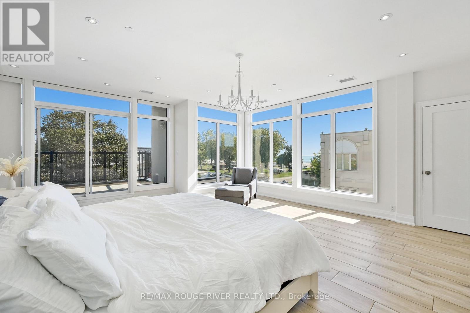 301 - 169 Division Street, Cobourg, Ontario  K9A 0B3 - Photo 1 - X12390103