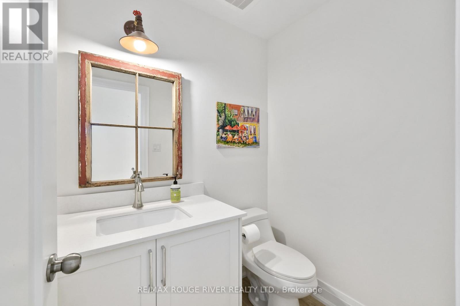 301 - 169 Division Street, Cobourg, Ontario  K9A 0B3 - Photo 4 - X12390103