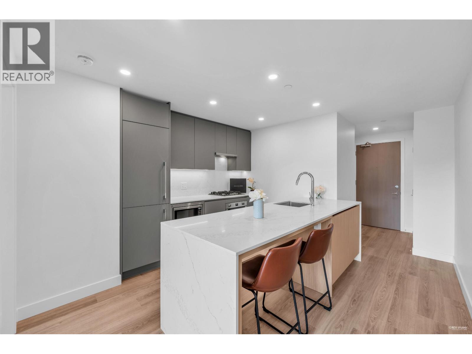 607 5593 No. 3 Road, Richmond, British Columbia  V6X 0X6 - Photo 8 - R3042347
