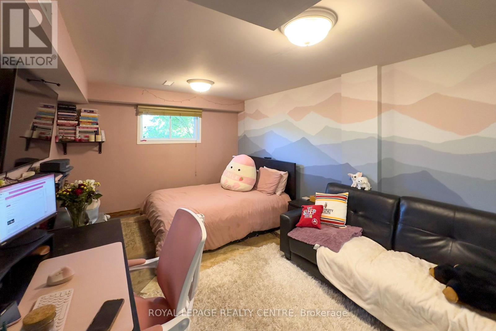 254 Louis Drive, Mississauga, Ontario  L5B 1Y9 - Photo 24 - W12390089