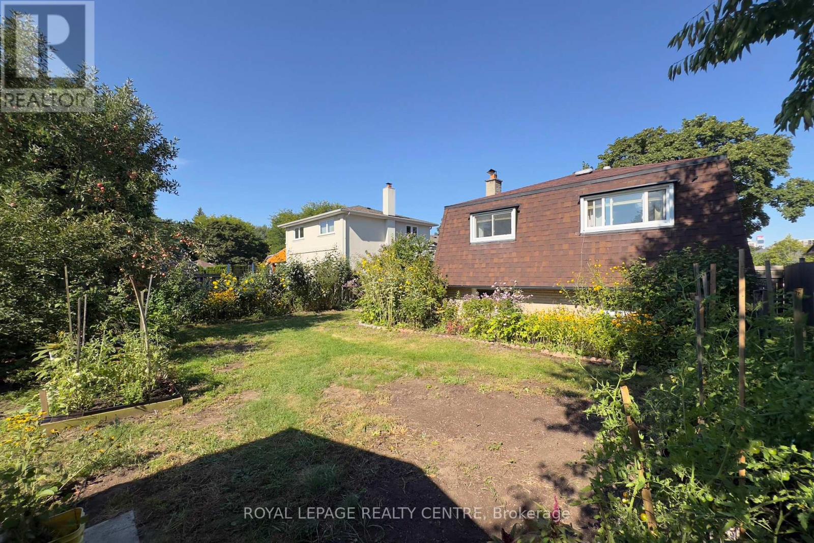 254 Louis Drive, Mississauga, Ontario  L5B 1Y9 - Photo 41 - W12390089